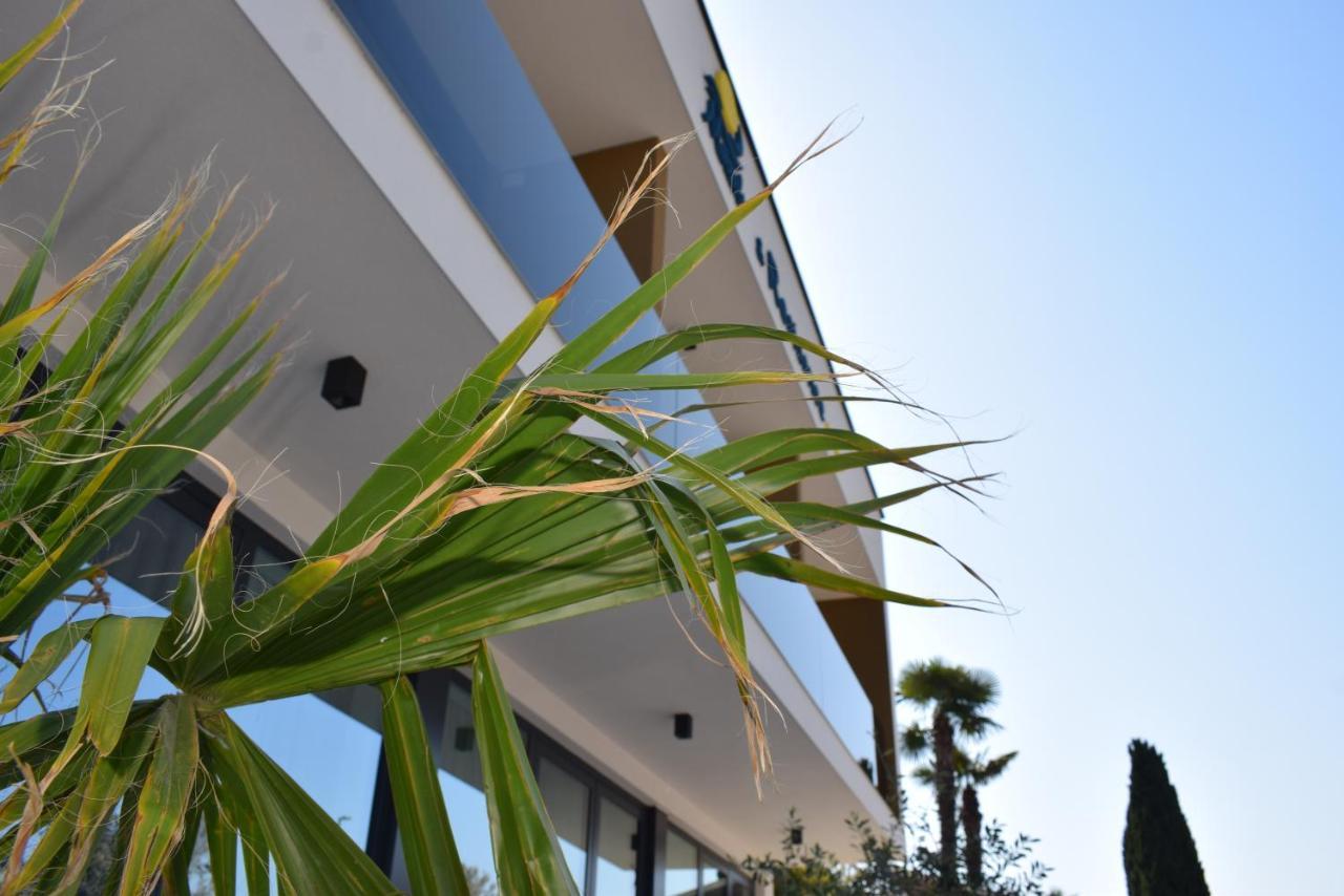 Maresole Beachfront Residence Poreč Exteriör bild