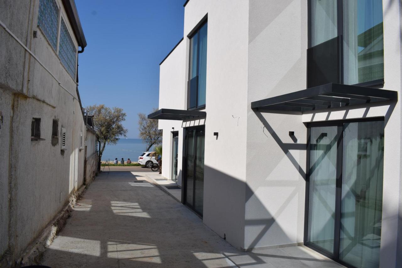 Maresole Beachfront Residence Poreč Exteriör bild